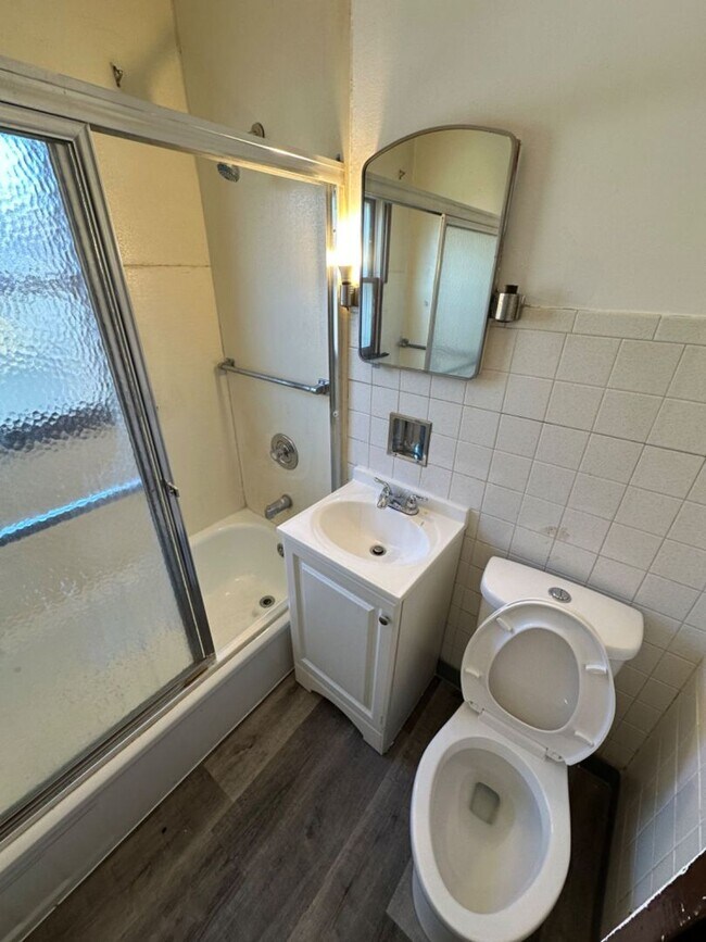 Foto del edificio - 5262 N 50th St