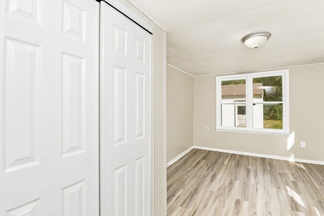 Foto del edificio - 3816 W 59th St