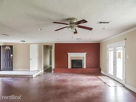Foto del edificio - 3 br, 2 bath House - 115 Maple Cir