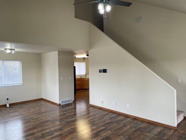 Foto del edificio - Beautiful 3 Bed 2.5 Bath Home in Milliken,...