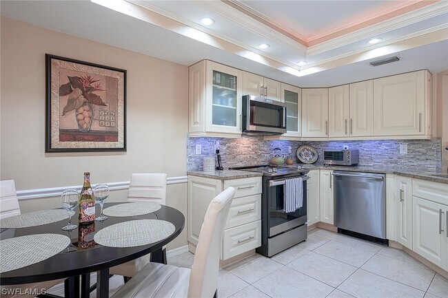 Foto del edificio - 583 Beachwalk Cir