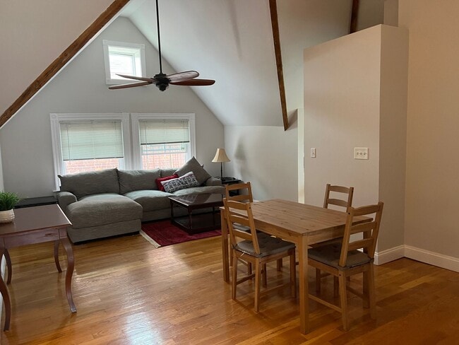 FG Rooms and Short Term Rentals - FG Rooms and Short Term Rentals Apartment