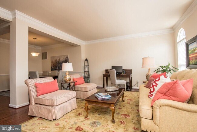 Foto del edificio - 203 Misty Pond Terrace