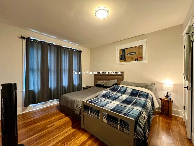 Foto del edificio - 72 Belden St