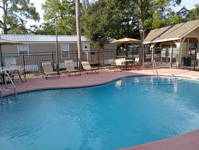 Building Photo - 14033 Bream Dr