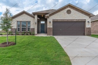 Building Photo - 727 Cross Dr.
