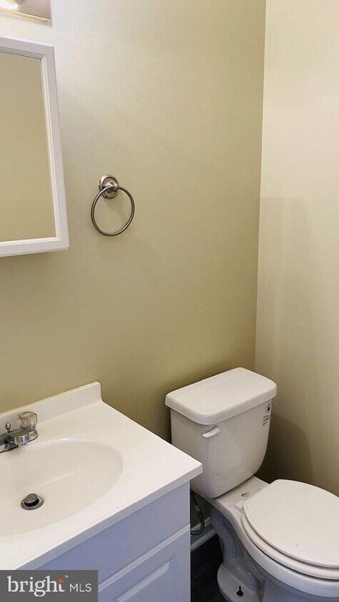 Foto principal - 233 Buckingham Dr