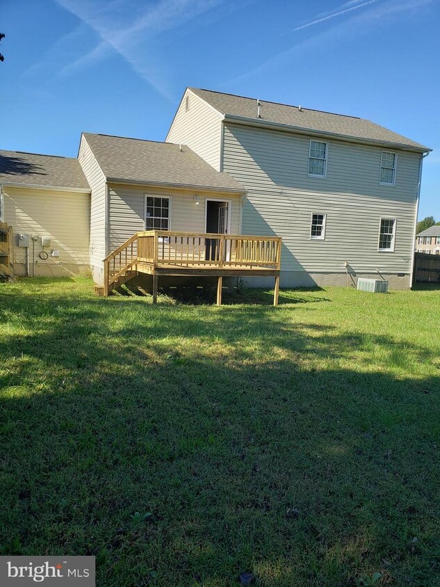 Primary Photo - 11411 Chancellor Park Dr