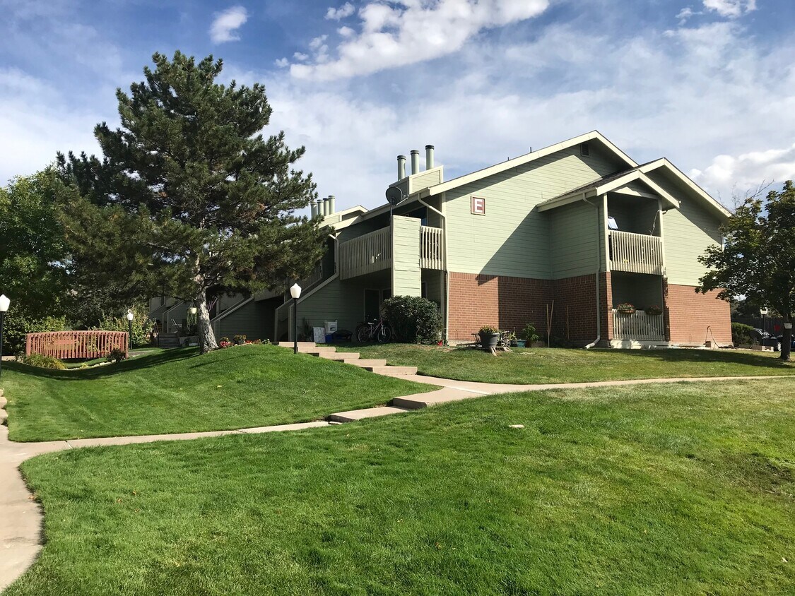 532 Oakwood Dr Unit D101, Castle Rock, CO 80104 Condo for Rent in