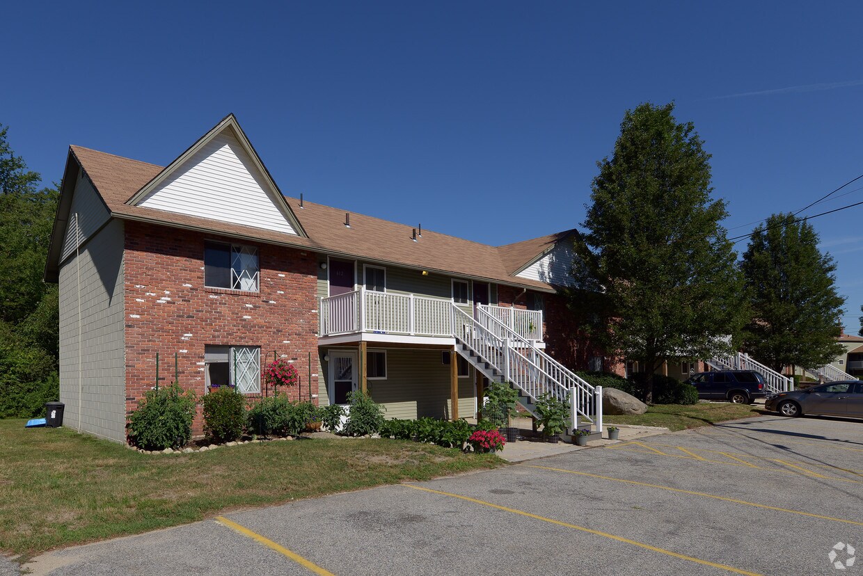 Apartments at Remington Pond Alquileres en West Warwick, RI