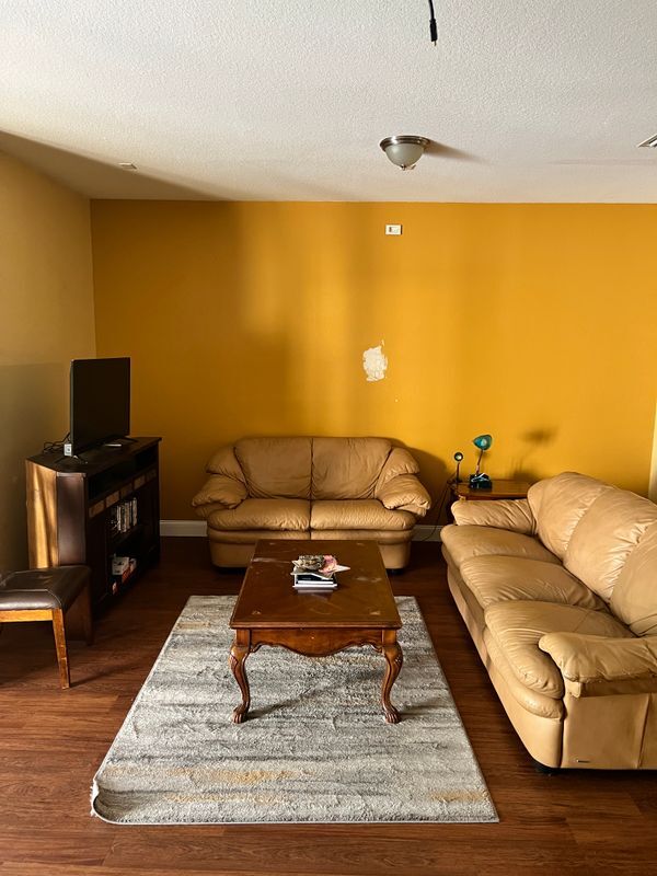 Foto del edificio - 10617 Shady Falls Ct