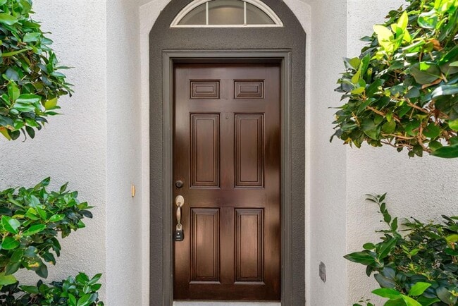 Foto del edificio - 2743 Sherwin St