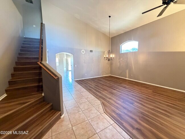 Foto del edificio - 11384 N Sawtooth Rd