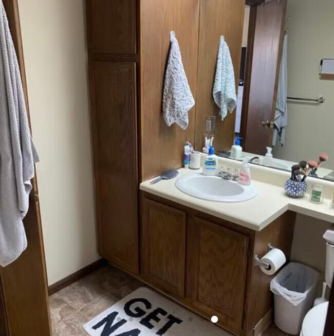 Foto del edificio - Cottonwood Village Unit #7704