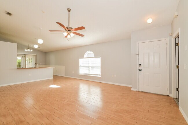 Foto del edificio - 6845 Ebans Bend