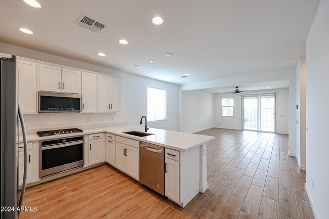 Building Photo - 17285 W Alexandria Way