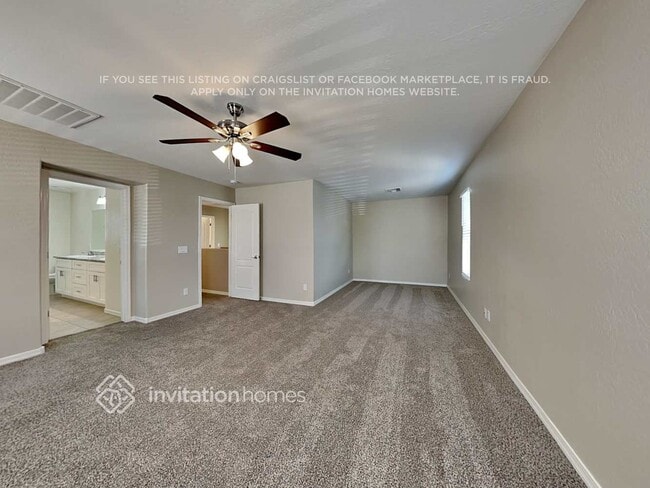 Foto del edificio - 17412 W Langer Ln