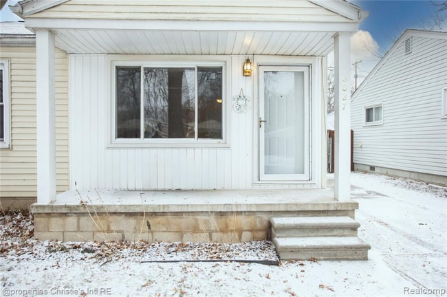 Building Photo - 6027 Wilmer St