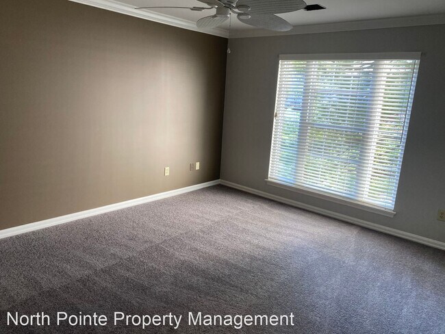 Building Photo - 2 br, 2 bath House - 206 Country Place Dr.