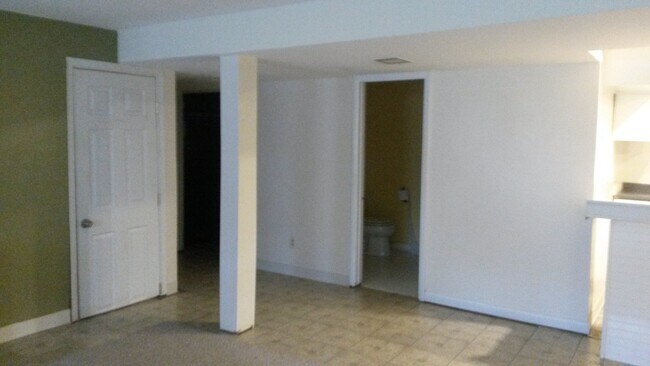 Foto del edificio - 702 Plum St SW