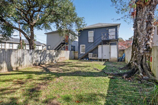 Foto del edificio - 3132 Robert St