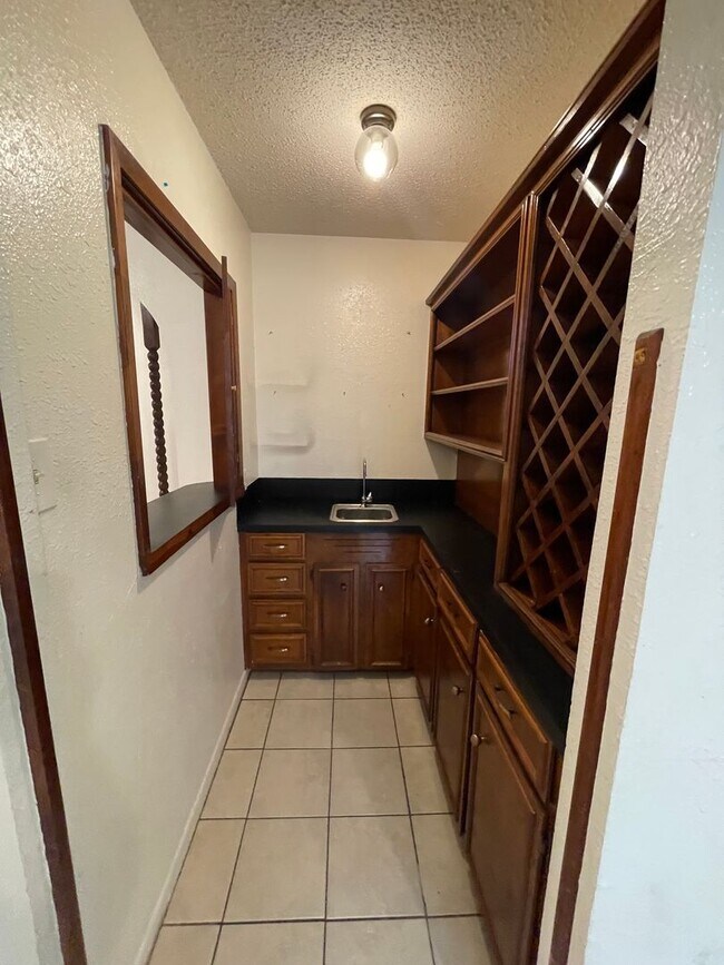 Foto del edificio - 3/2 Southside 1800 sqft, pet friendly, enclosed yard