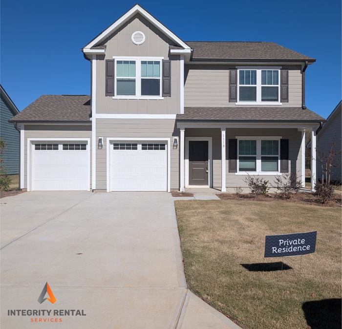 Foto principal - Beautiful 3BD/2.5BA Home in the Sought-After Stonebridge Fairways Community / Ready Now