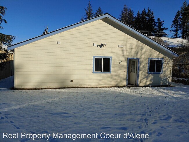 Foto del edificio - 3 br, 2 bath House - 33669 N Spruce St.
