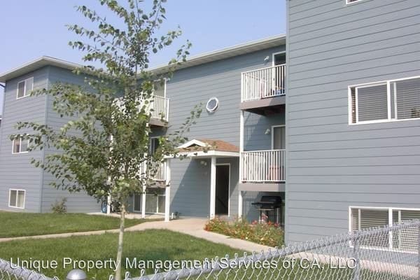Building Photo - 3 br, 1 bath Apartment - 1011 Church Ave