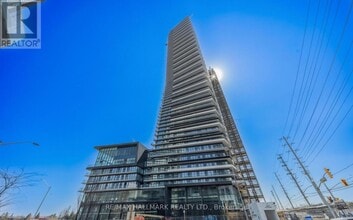 Building Photo - 448 Burnhamthorpe Rd W