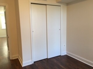 closet - 1302 W 37th St