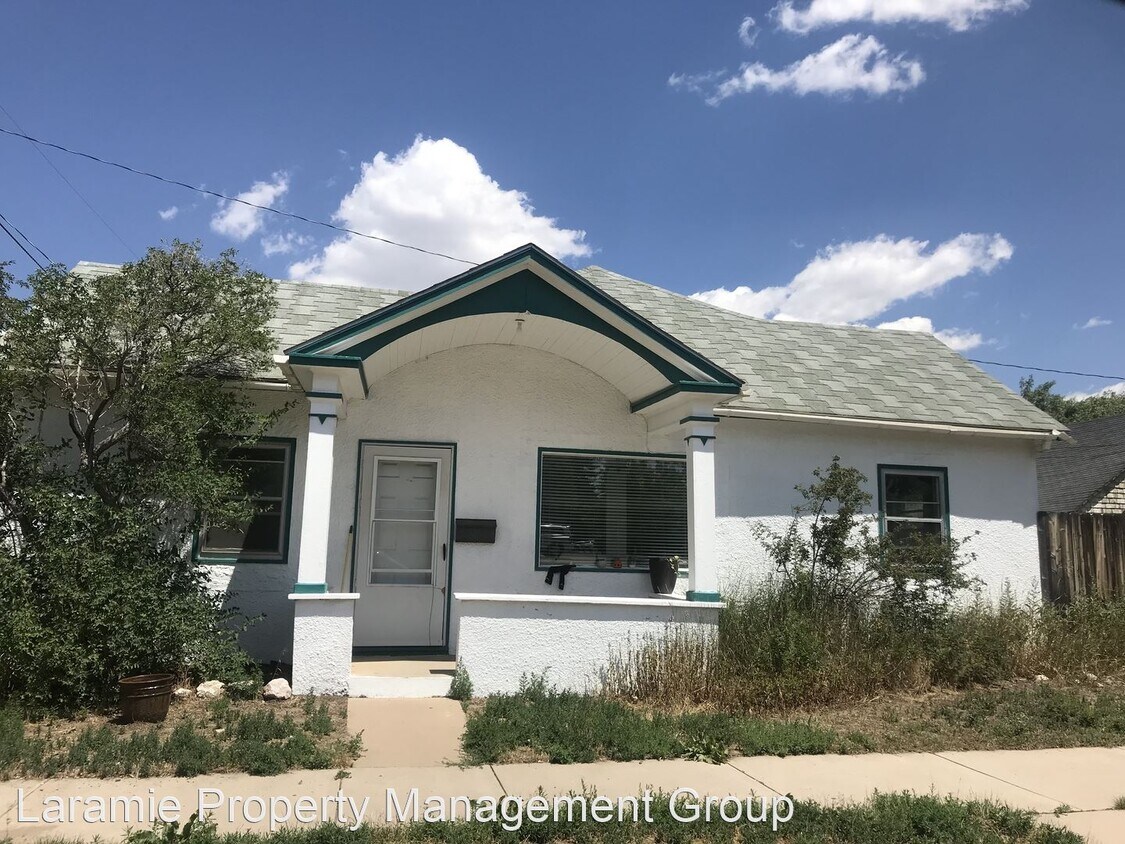 3 br, 1 bath House 713 E Clark St House Rental in Laramie, WY