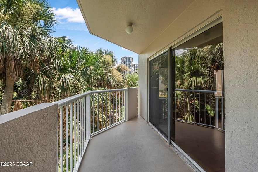 Photo - 3 Oceans West Boulevard Unit 2D5