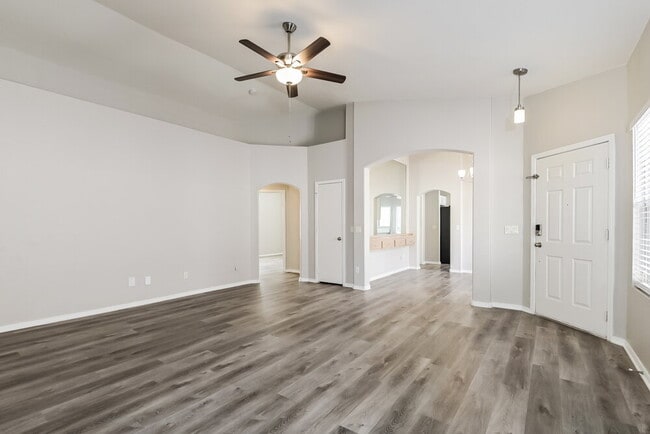 Building Photo - 7431 W Dream Maker Pl
