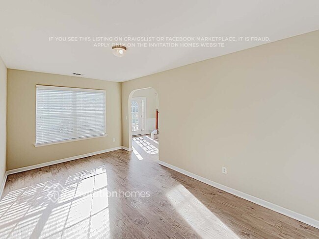 Foto del edificio - 775 Florigen Ln