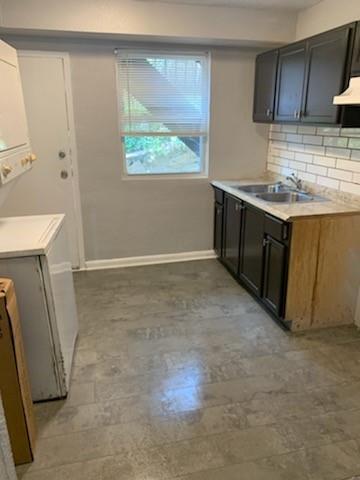 Foto del edificio - 156 Fairfield Pl NW