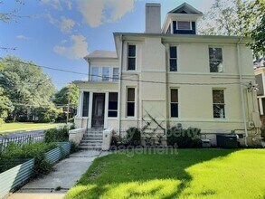 Building Photo - 653 Anderson St