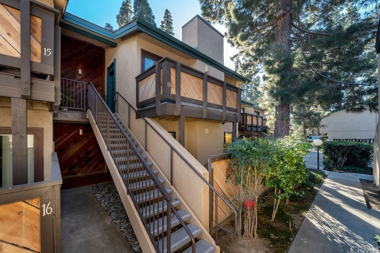 Primary Photo - Beautiful Update 2 Bedroom 2 Bathroom Condo