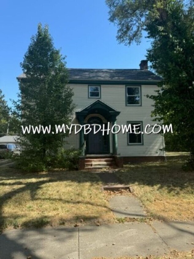 Foto principal - 2725 S Anthony Blvd
