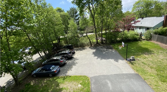 Building Photo - 359 Crescent St