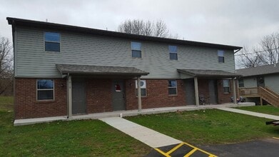 Building Photo - 815 Cherry St