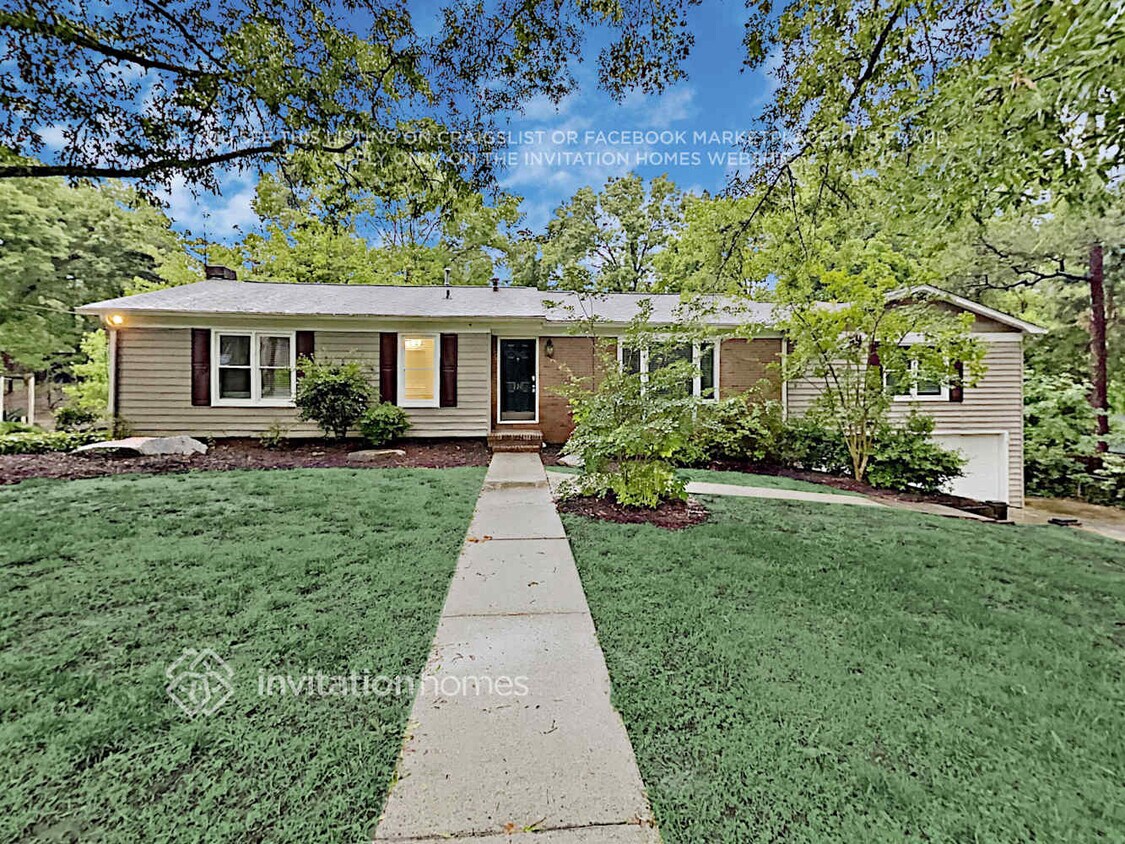 Foto principal - 116 Wilby Dr