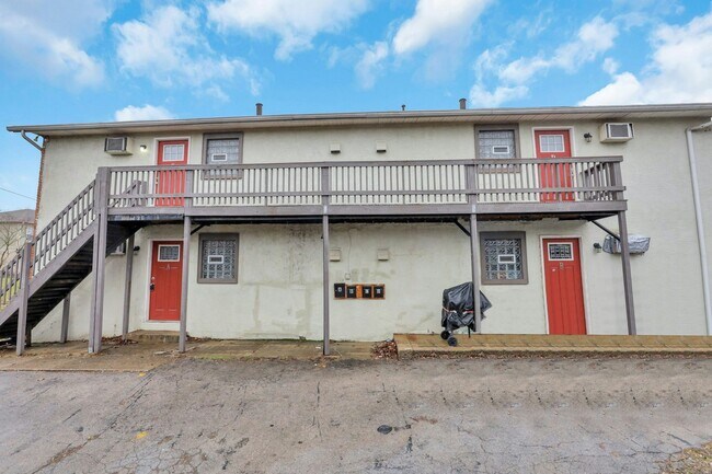 Foto del edificio - 454 E 16th Ave