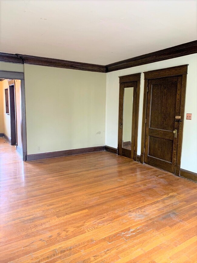Foto del edificio - 918-920 E 41st St