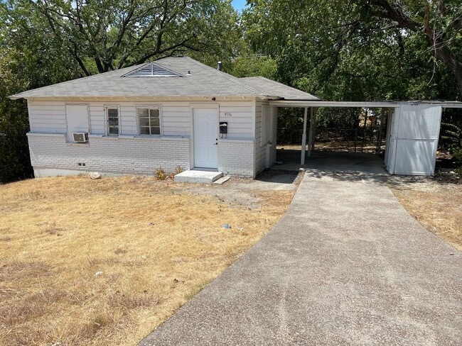 Single-Family Home Available in 76107 - Single-Family Home Available in 76107