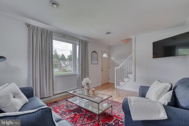 Foto del edificio - 5809 Pine Hill Dr