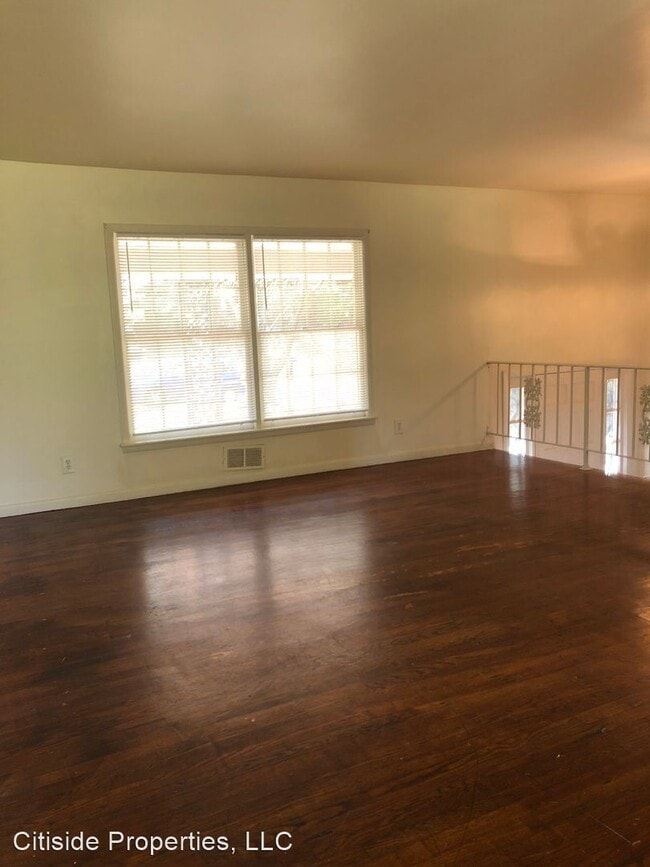 Foto del edificio - 4 br, 2 bath House - 3604 Barrington Pl