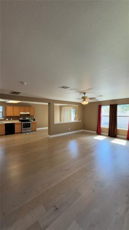 Building Photo - 2318 McCook Dr