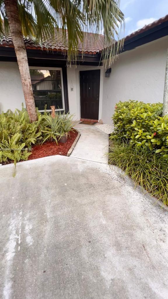 Building Photo - 14975 SW 48th Terrace