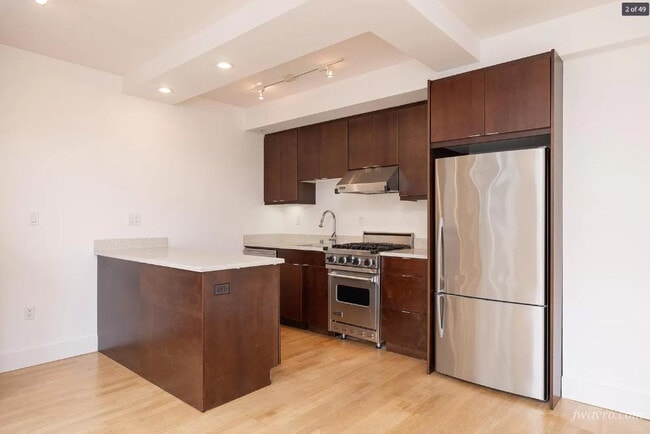 Photo - 1635 California St Apartment